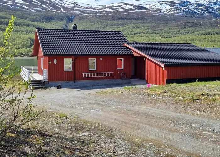 Hytta Tatil Evi Laksvatn